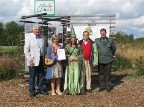 Mit Gästen aus der belgischen Partnerstadt Heusden-Zolder im Bürgerwald